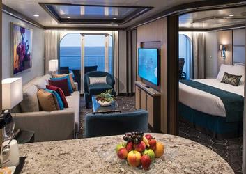 海洋奇迹号邮轮豪华套房