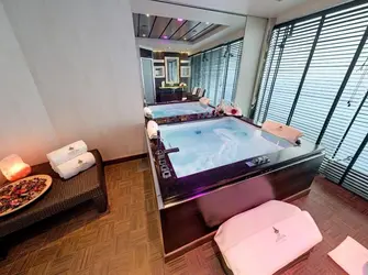 地中海幻想曲号