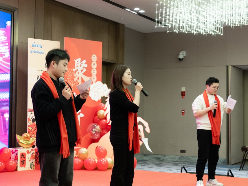 相亲相爱一家人