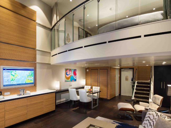 豪华双层套房图片