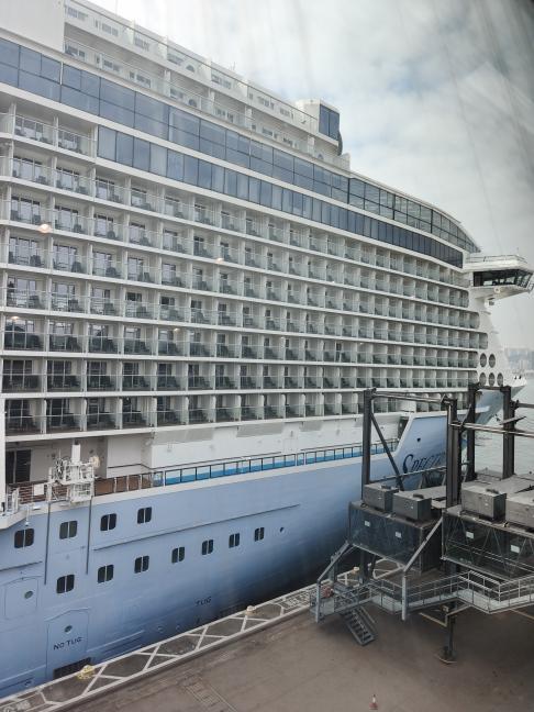 海洋光谱号外观