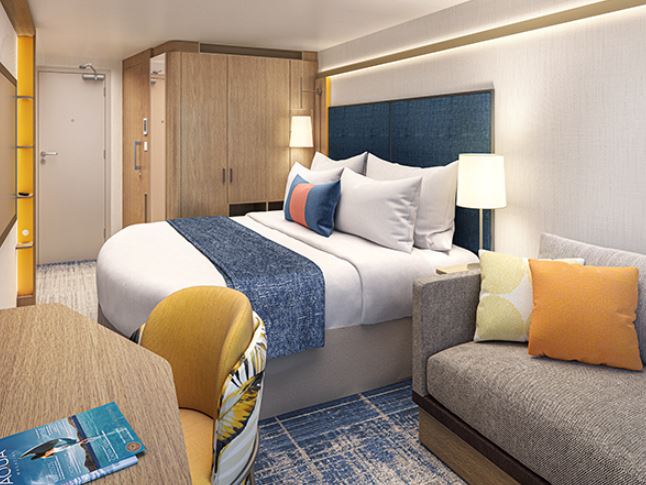 宽敞内舱房图片