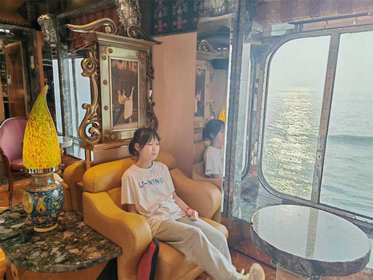 爱达地中海号儿童照片