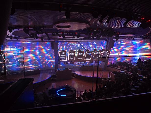 海洋赞礼号270咖啡厅