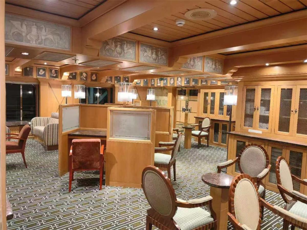 爱达地中海图书馆