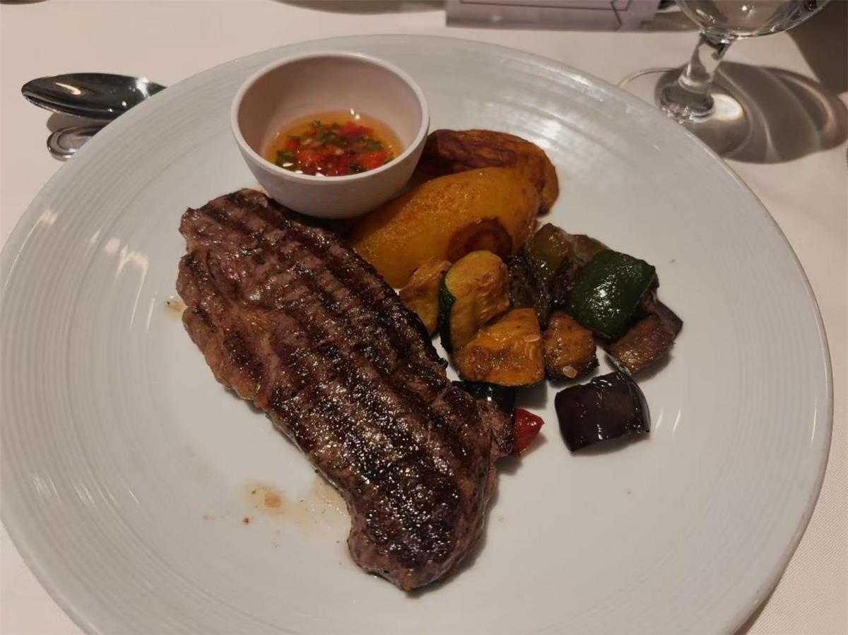 海洋光谱号牛排