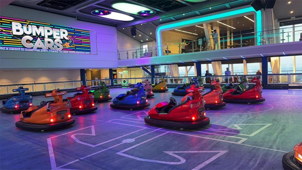 海洋光谱号碰碰车