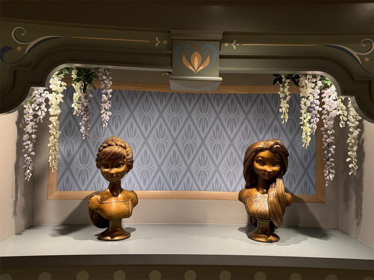 迪士尼探险号装饰