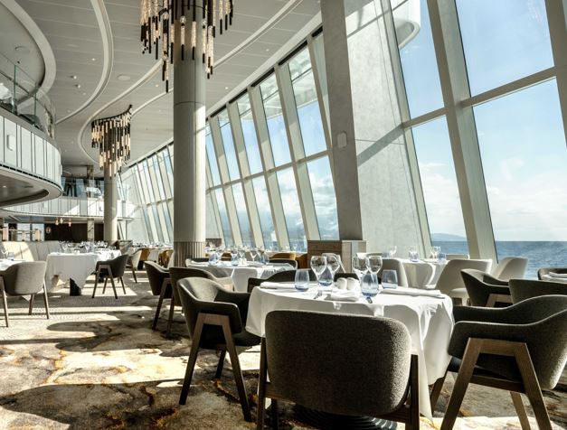 星辰公主号Aurora dining room图片