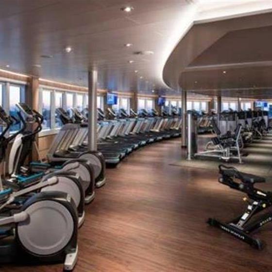新史特丹号邮轮健身中心