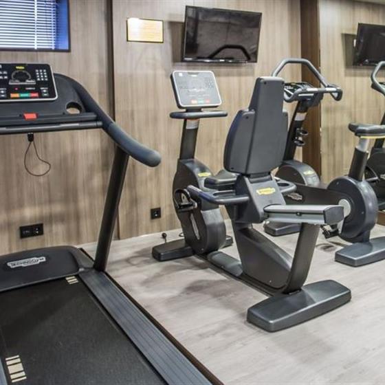 名仕号邮轮健身中心