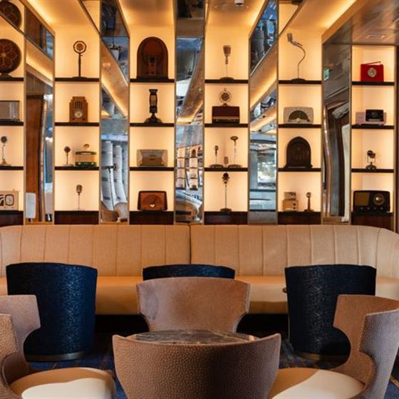 星辰公主号邮轮Crooner